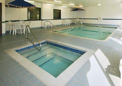 Hotel Quality Lakeville